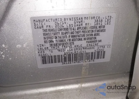 2014 Nissan Sentra Sr z USA, uszkodzony, nr VIN 3N1AB7AP8EY261878